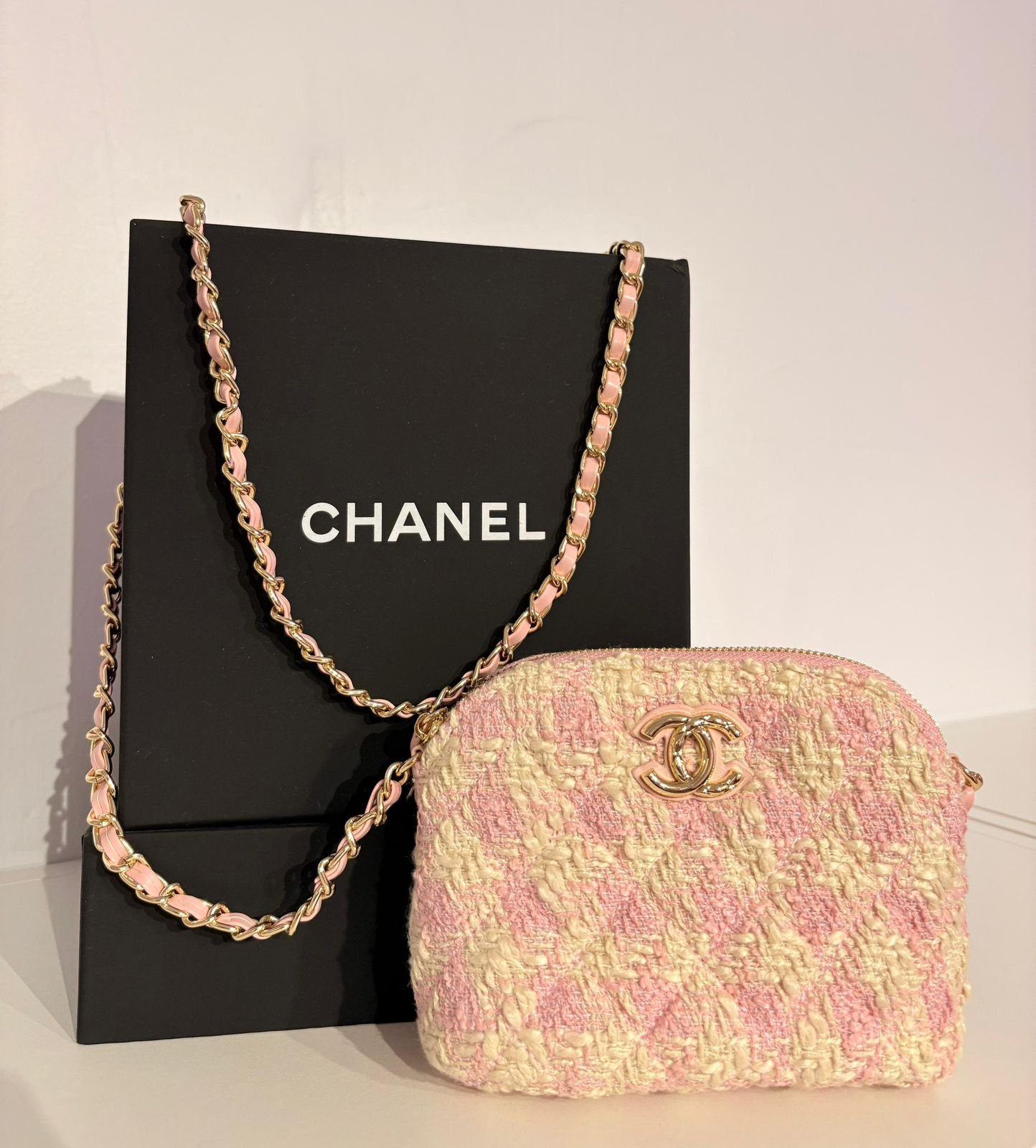 Bolso Chanel O-Case Mini